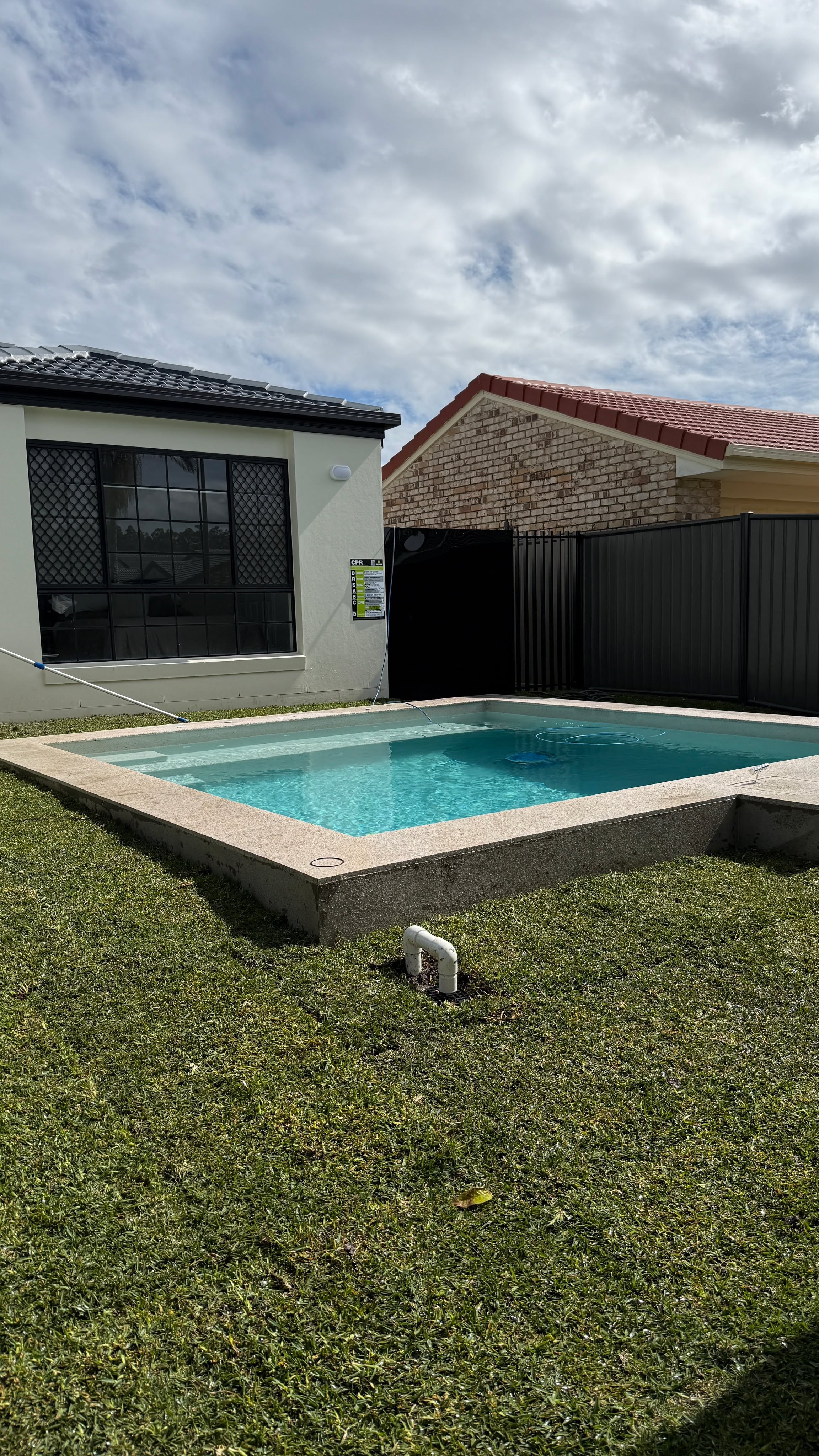 New Turf around pool, Palm Beach